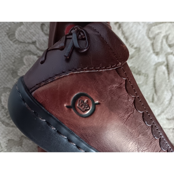 Born Brown Leather Flats - Picture 6 of 11